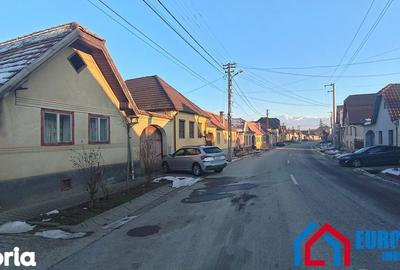 Casă cu 4 camere cu Teren 700 Mp în Șelimbăr - 2