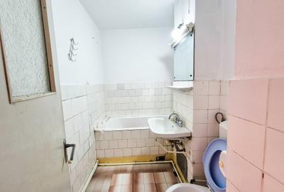 Apartament 2 camere Banat Pitesti - 9