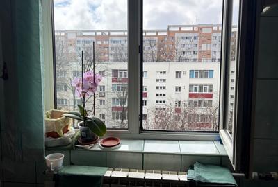 Apartament cu 3 camere semidecomandat, mobilat în Apărătorii Patriei - 15