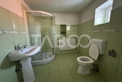 Casa cu potential de investitie 280 mp utili teren liber 2064 Cincu - 6