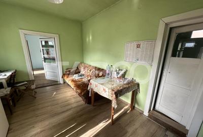 Casa de vanzare 2 camere 75mpu teren liber 982 mp anexe Sat - 8