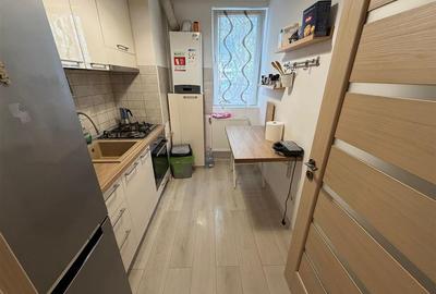 Apartament cu 2 camere decomandat, mobilat în Brăilei - 3