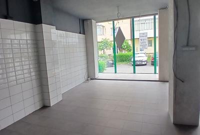 Spațiu comercial, de 35 mp, în Central - 2