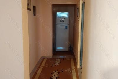 Apartament cu 4 camere decomandat în Central - 2