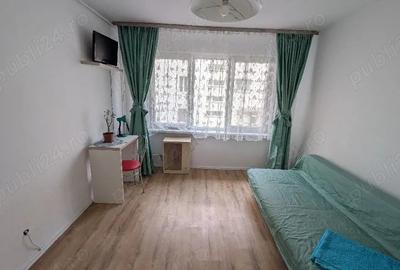 Garsonieră decomandată în Central - 2