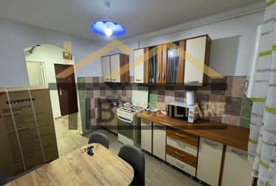 Apartament de 2 camere, 60 mp, decomandat, Zona 7 Noiembrie - 5