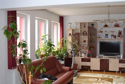 Spațiu comercial, de 1,036 mp, în Central - 7