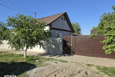 Casă cu 5 camere cu Teren 1496 Mp în Felnac - 8