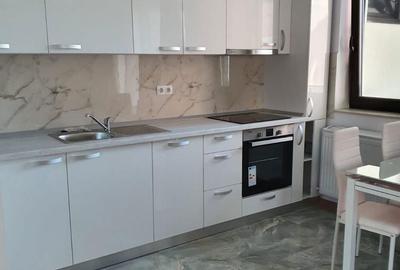 Apartament cu 2 camere decomandat în Central - 1