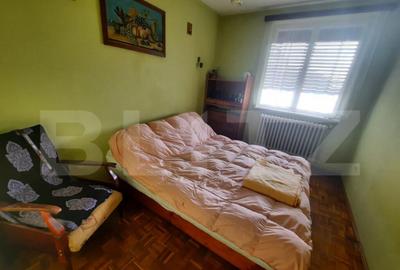 Apartament cu 3 camere decomandat, mobilat în Central