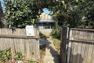 Casă cu 4 camere în Goruni