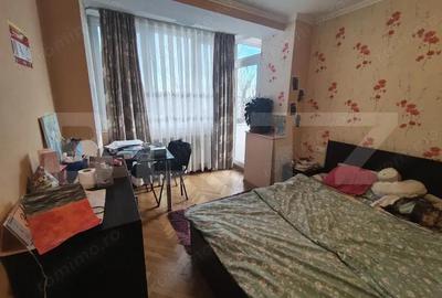 Apartament cu 4 camere decomandat în Decebal - 3