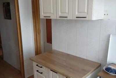 Inchiriez apartament 2 cam - 1