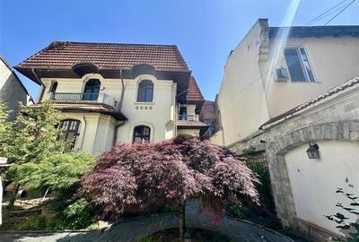 Vila brancoveneasca pretabila: birouri, clinica, ceainarie - 1