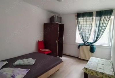 Inchiriez apt 2 camere zona Tomis Nord-Constan?a , parter - 2