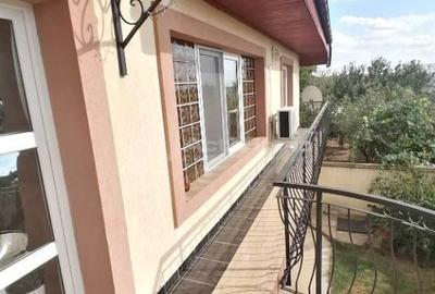 Casă cu 7 camere cu Teren 400 Mp în Domnești - 3