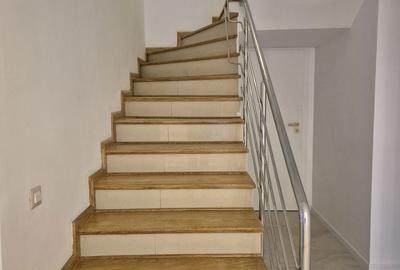 Casă cu 6 camere cu Teren 580 Mp în Central - 15