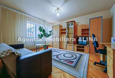Apartament cu 2 camere decomandat în Piața Centrală - 10