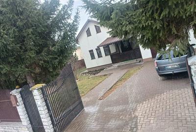 Casă cu Teren 2700 Mp în Huțani - 8