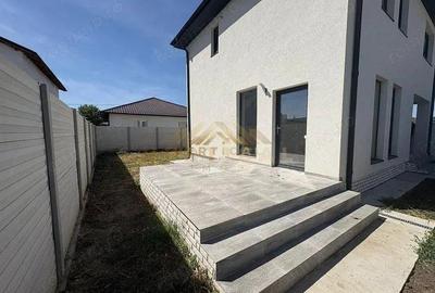 Casă cu 4 camere cu Canalizare în Vidra - 12