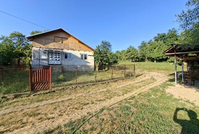 Casă cu 3 camere cu Teren 1430 Mp în Starchiojd - 8