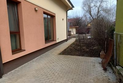 Casă individuală cu 5 camere cu Canalizare în Semicentral - 3