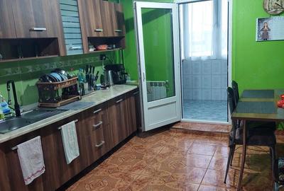 Apartament cu 2 camere decomandat în Central - 2