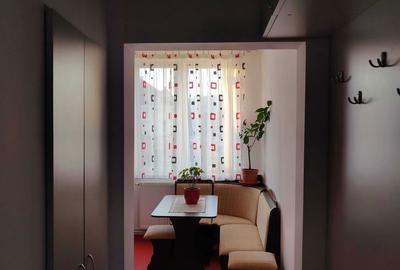 Apartament cu 2 camere decomandat în Exterior Vest