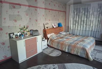Casă cu 7 camere cu Teren 550 Mp în Central - 13