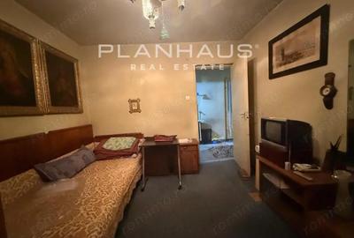 Vintage apartament 4 camere, B-dul Bucure?ti / Regele Mihai,decomandat etaj 2 - 9