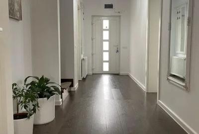 Duplex cu 4 camere cu Teren 250 Mp în Arhitecților - Calea Cisnădiei - 2