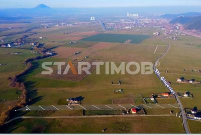 Teren Construcții intravilan de 1100 mp, în Glăjărie