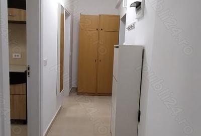 Garsonieră decomandată în Central - 8