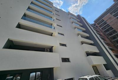 Apartament cu 2 camere decomandat în Lujerului