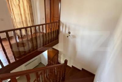 Casă cu 4 camere cu Teren 370 Mp în Zorilor