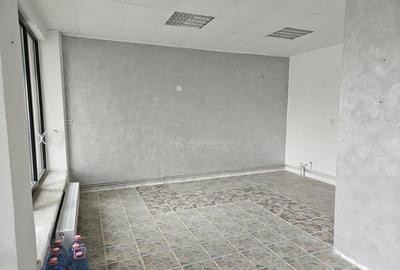 Spatiu comercial de inchiriat 110 mp Central Fieni - 2