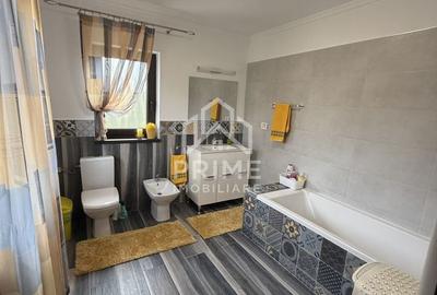 Casă cu 4 camere cu Teren 948 Mp în Ciugud - 8