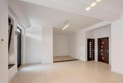 Casă cu 3 camere cu Teren 381 Mp în 1 Mai - 8