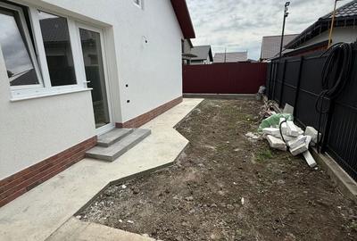Casă cu 3 camere în Cazasu - 5