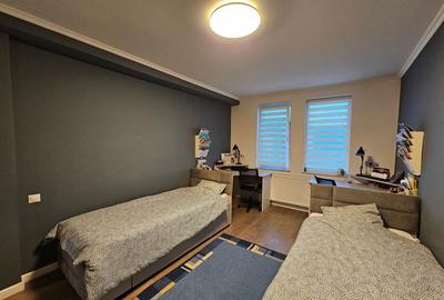 Casă cu 4 camere cu Teren 400 Mp în Central - 3