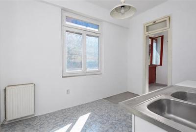 Apartament cu 3 camere decomandat în Centrul Istoric - 9