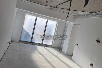 Apartament cu 3 camere decomandat în Stadion