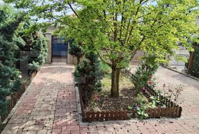 Casă cu 3 camere cu Teren 693 Mp în Lazuri - 2