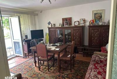 Apartament cu 4 camere în Calea București