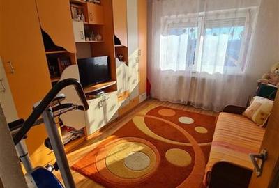 Apartament cu 3 camere decomandat, mobilat în Răcădău - 5