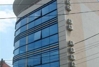 Birou, 132 mp în Central