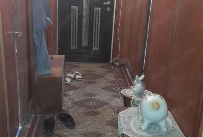 Proprietar vand partament 3 camere Tudor Vladimirescu ts2 autogara decomandat 4 4 clasic60000 euro - 4
