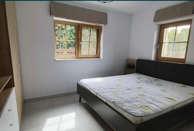 Casă cu 4 camere cu Teren 393 Mp în Florești