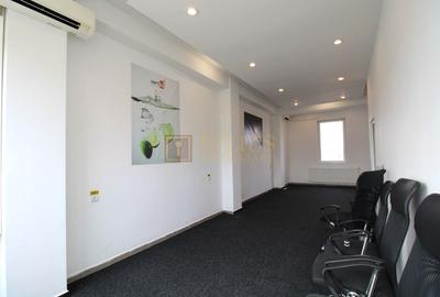 Vad comercial/acces facil, cladire mixta. - 2