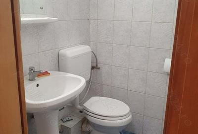 Spre inchiriere apartament 3 camere Spre inchiriere apartament 3 camere - 5